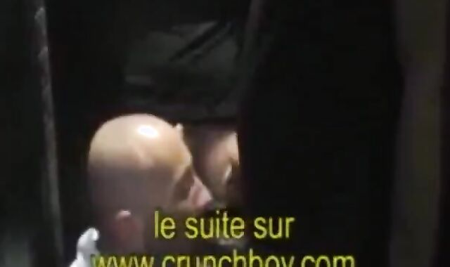 Partouze Group Poke Wih Gigantic Lollipop Faggots