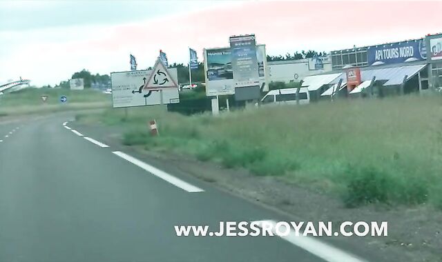 Jess Penetrated Barebakc by gigantic Man Meat of Heterosexual in the Motel Guest Room