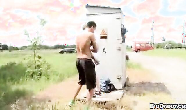 tear up In Public shit-mansion