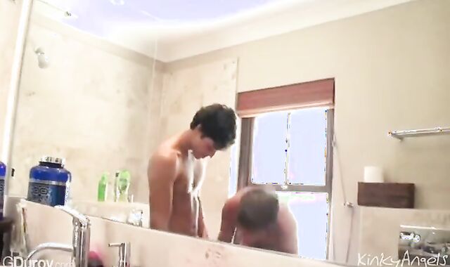 Interrupted Pruning - BoyFriendTVcom