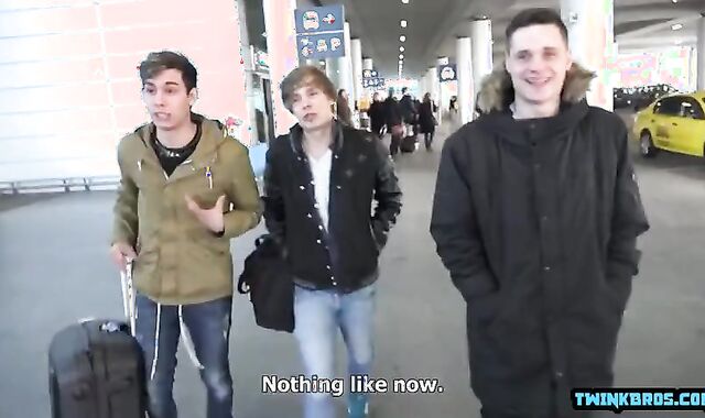 sleazy youngsters Outdoor With mayo fountain