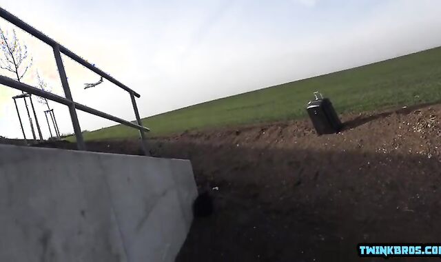 sleazy youngsters Outdoor With mayo fountain