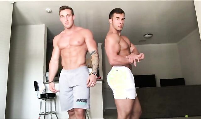 palatable Muscle Cubs Display Off