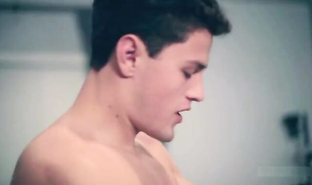 LucaVisconti RAILING THE GRINDR teenage