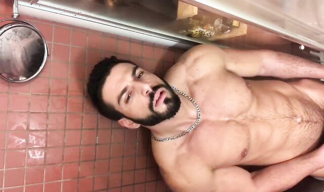 Muscle Bear Solo Showering