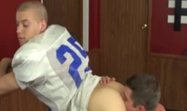 Can u Do A Split On The rod?