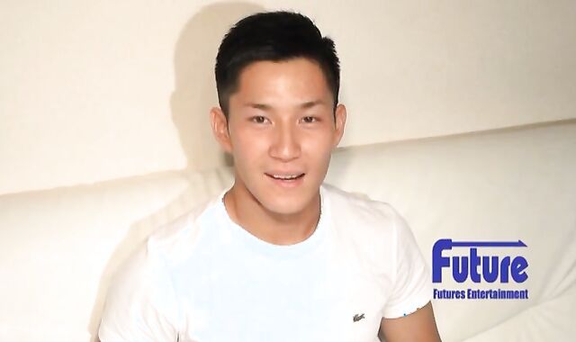 Servicing A cute Asian guy (YC-1005081)