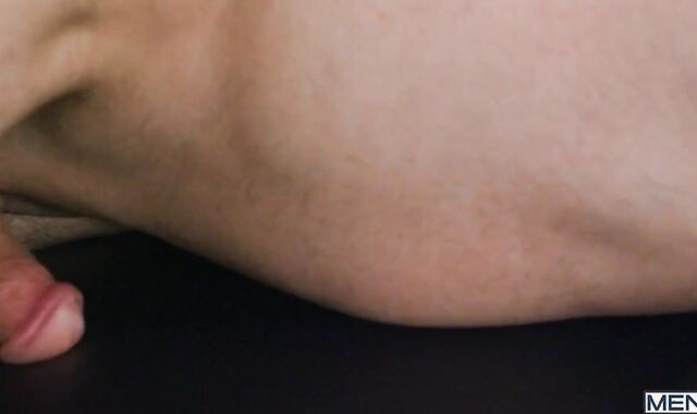 A Moderne Rubdown - Jason Vario & Shane Amari