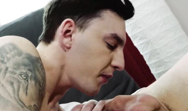 2 Gay-For-Pay schlongs catapult Very First Time moist