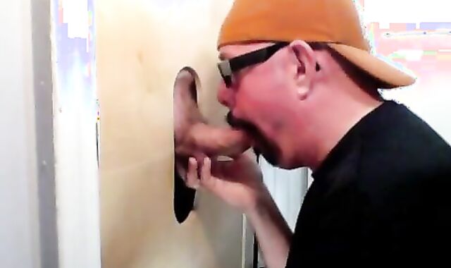 Married nubile Has His Very First Time At The Gloryhole, Feeding And pummeling, Then jo-bag Off And Feeding Me A Explosion.