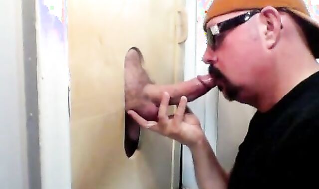 Married nubile Has His Very First Time At The Gloryhole, Feeding And pummeling, Then jo-bag Off And Feeding Me A Explosion.