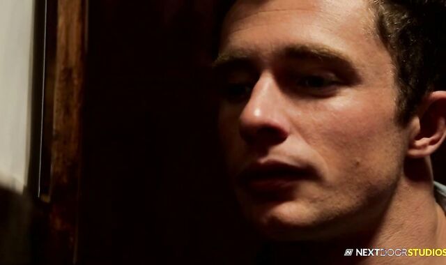 NextDoorWorld Have Fun With My rosy pucker