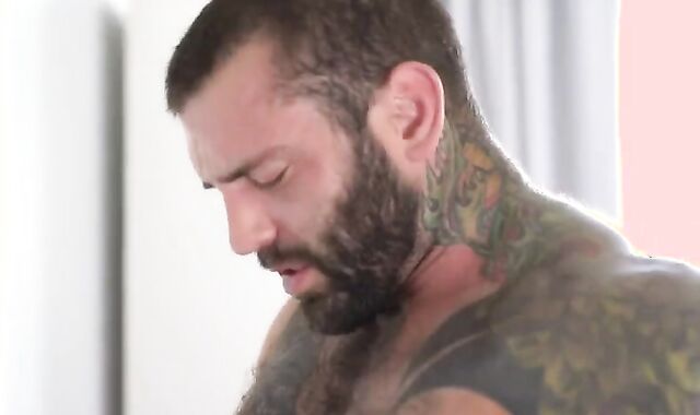 Markus Kage bonks Edward Terrant