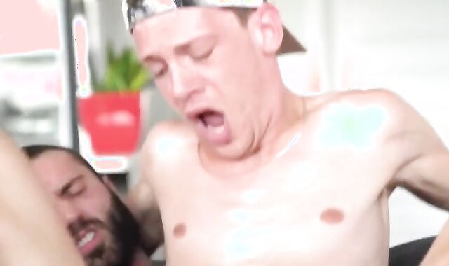 Markus Kage bonks Edward Terrant