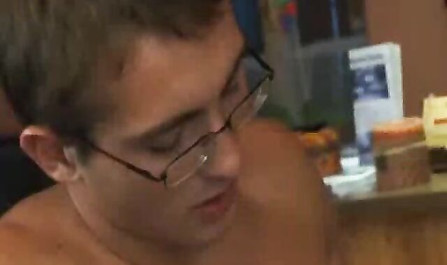 Customer bonks Barman