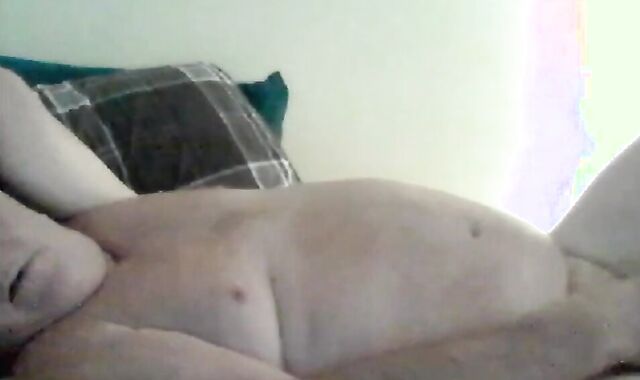 Parent Kevin Aka KCpoohbear Plays On webcam