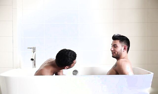 Ricky Roman Kris Karr Spin smash