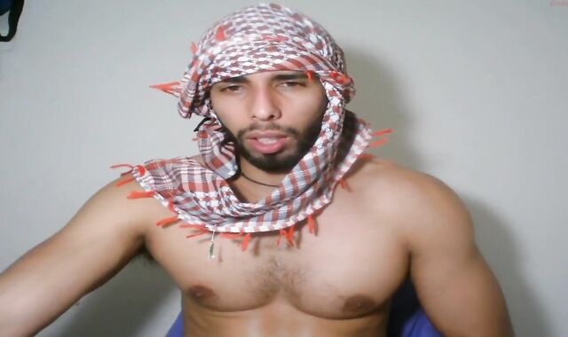 Arab chap With crazy Assplay