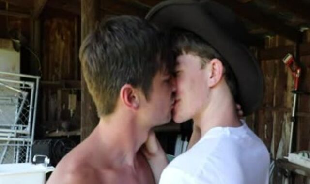 Levi Hatter & Colby Chambers - brown sphincter four Kayaks