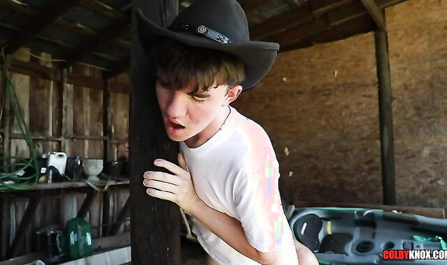 Levi Hatter & Colby Chambers - brown sphincter four Kayaks