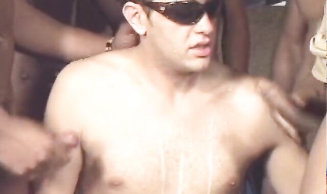 Latin Mega gang-hook-up Part 3