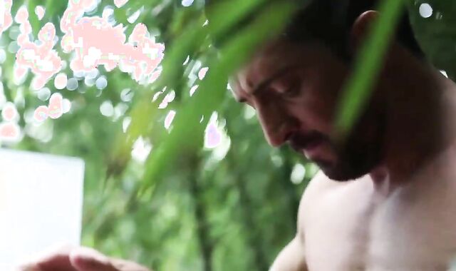 Jimmy Durano drills Will Wikle