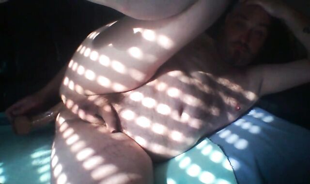 3 Peegasm And A phat Explosion.