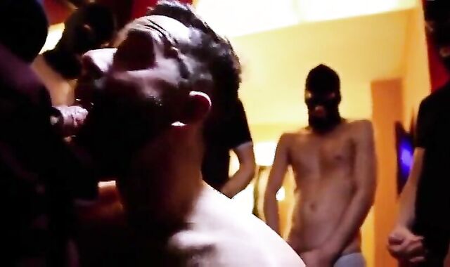 lot-fuck-a-thon Tragando Leche De Varias Pollas