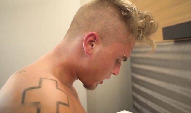 Damon And Felix Roll fuck