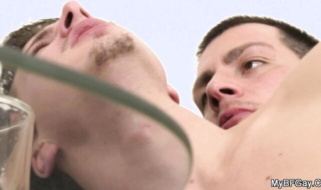 that stunner Detects That Her Beau Is gay!