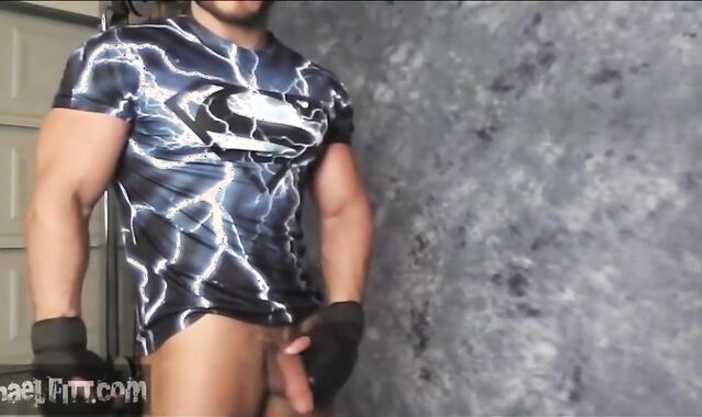 Michael Works Out & Jacks Off