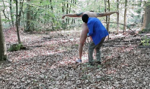 Smack Und suck off vibration-job For Real German dilettante