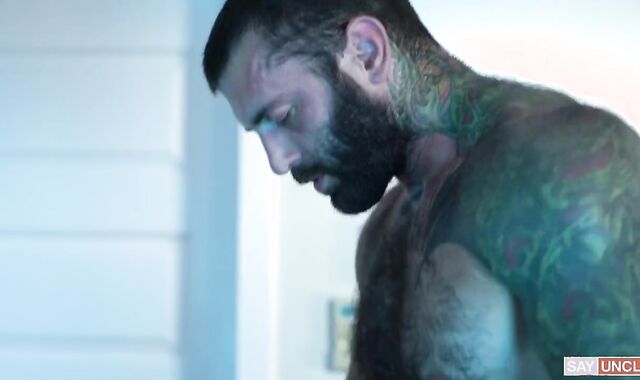 Uncle Romeo (bb threesome)