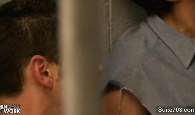 sexually aroused homosexuals pummel In 3-some In Jail