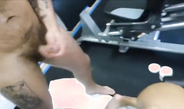 MM 2 hirsute Muscle Grizzlies penetrate naked At The Gym