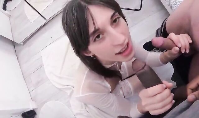 nice Crossdresser In A 3-some