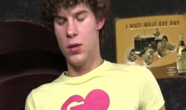 2 twunks blow Each Other And Penetrate