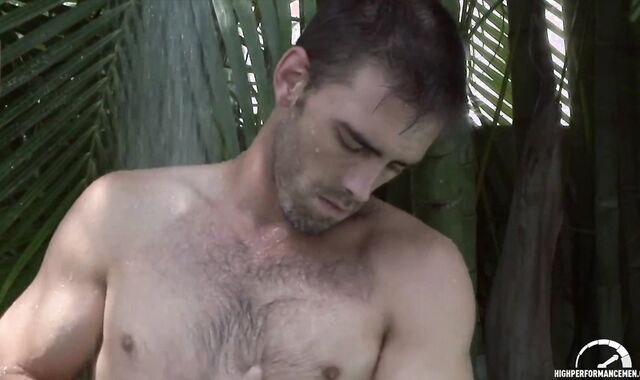 Joe Masturbates Off Outside