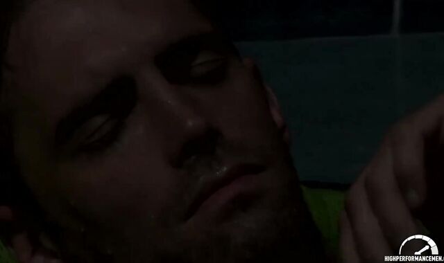Joe Masturbates Off Outside