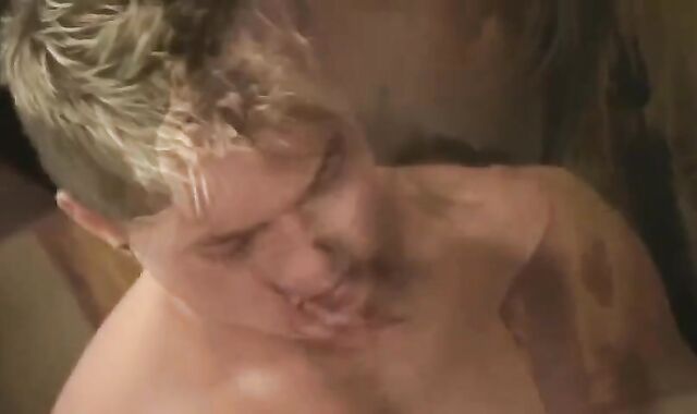 ash-blonde Muscle dude bonks light-haired