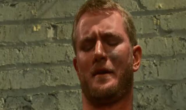 s/m - Major's Prisoner.