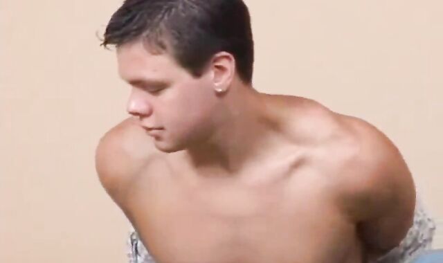 Damon Phoenix Solo trio