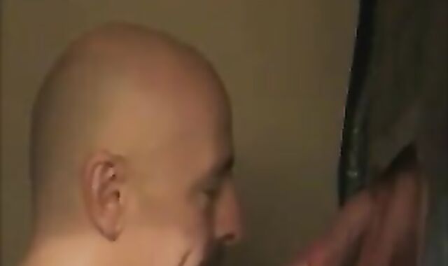 Blad boy Is deep-throating Some Mean gonzo Breath-Taking palpitating ten-Pounder At The Local Gloryhole