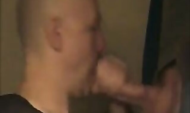 Blad boy Is deep-throating Some Mean gonzo Breath-Taking palpitating ten-Pounder At The Local Gloryhole