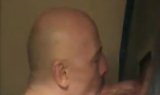 Blad boy Is deep-throating Some Mean gonzo Breath-Taking palpitating ten-Pounder At The Local Gloryhole