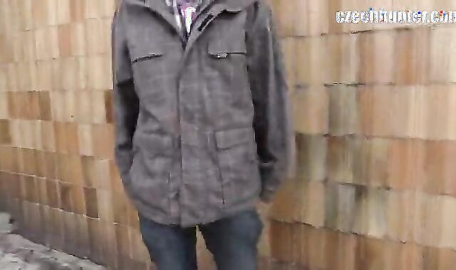 Cz Hunter 172 - Filip, nineteen Yo, receives Barebacked