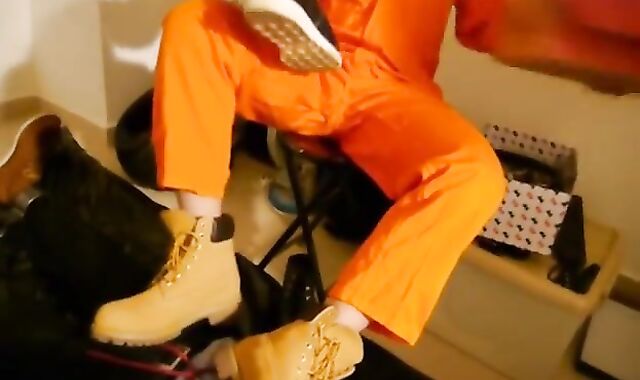 CRIMSON WING NIKE BOOT gusto WITH SUNNY fancy BASKETBALL youngster