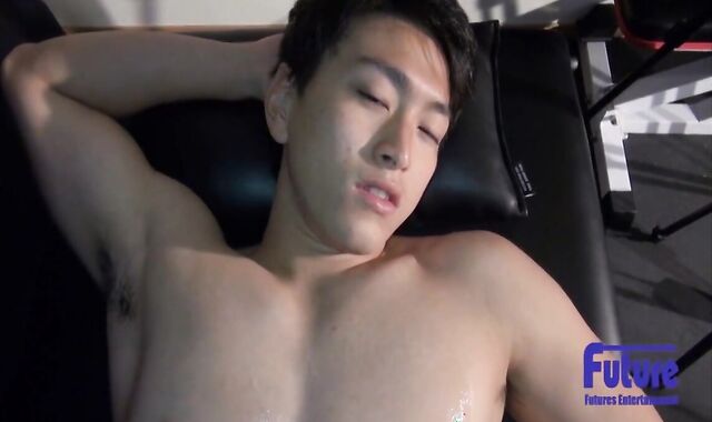 Goodlooking Hetero Gave In To faggot