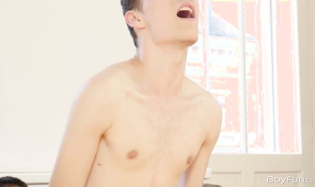 Jawked - Shaw wants rock hard screwing