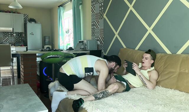 Stepfather smashed son in taut crevasse